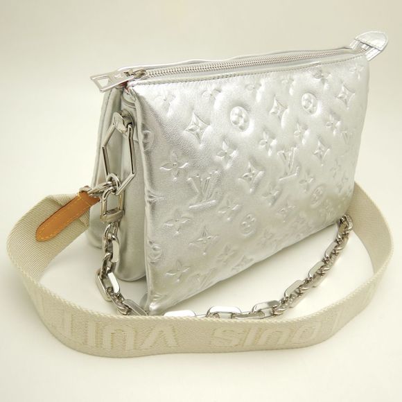 Louis Vuitton Coussin PM Lambskin Leather Shoulder Bag Silver - Picture 2 of 8